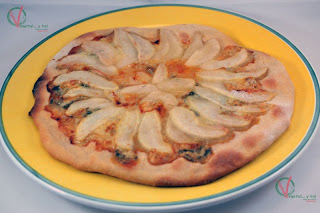Pizza de pera y roquefort.