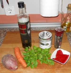 Ingredientes para la alfombra de patata, zanahoria y piquillos.